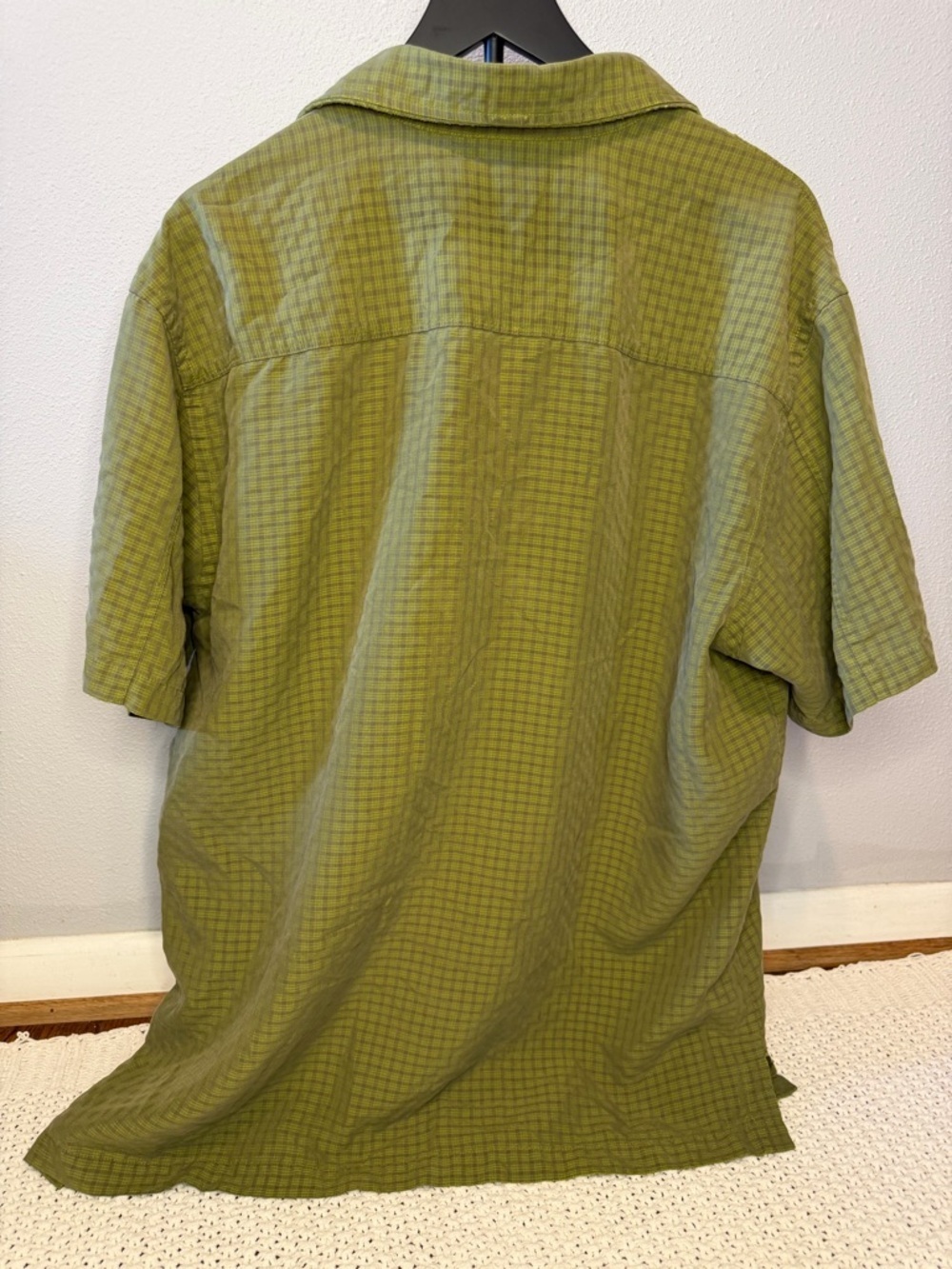 Aigle Men’s Green Plaid Collared Button Down Shirt Fishing Outdoors - Picture 7 of 7